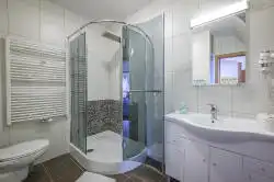 Ванная комната с душем